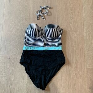 Topshop One piece bathing suit like new size 14